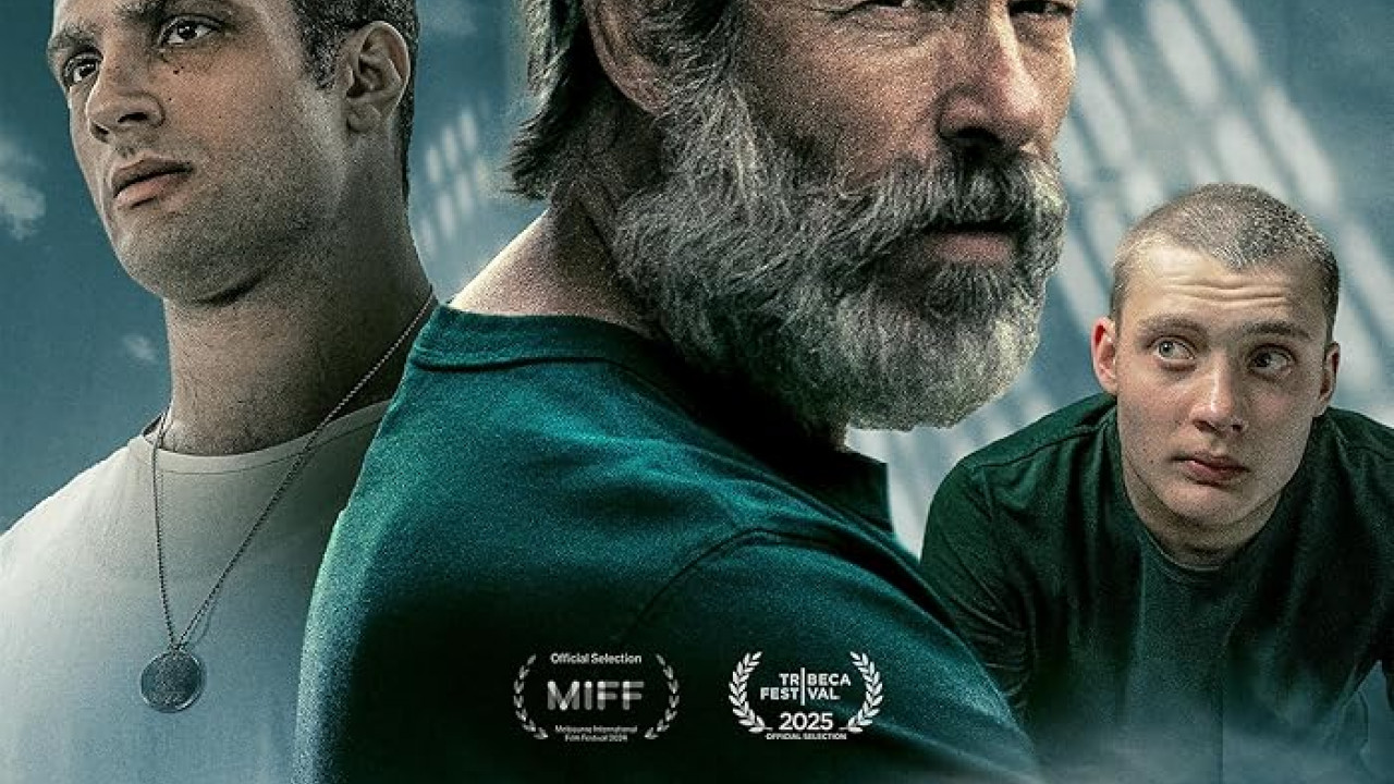 فيلم Inside 2024 مترجم
