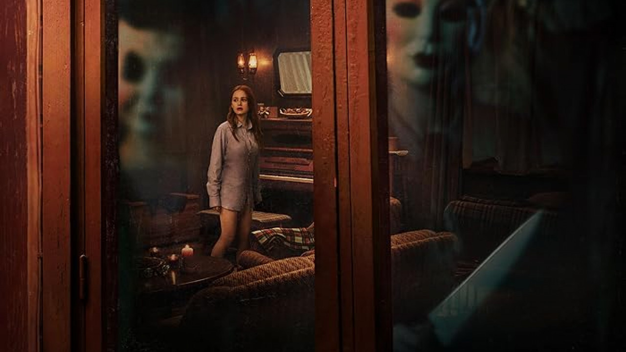 فيلم The Strangers Chapter 1 2024 مترجم